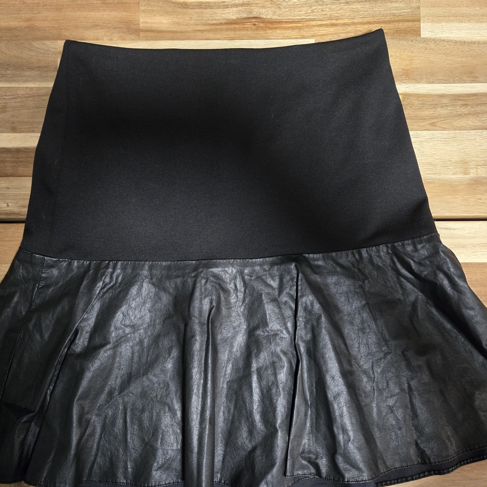 Halogen Black Bubble Mini Skirt Cocktail Pleated High Waist Vegan Leather